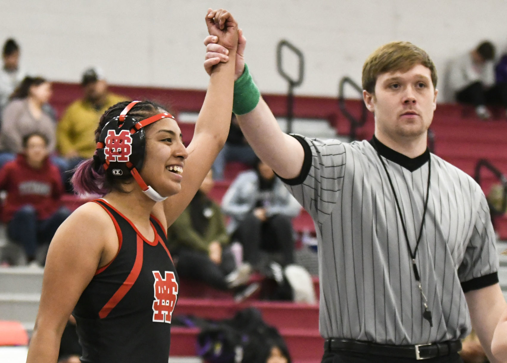 020520 Girls wrestling 15.jpg